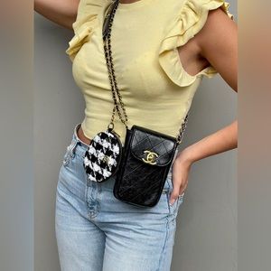 CHANEL gift makeup bag